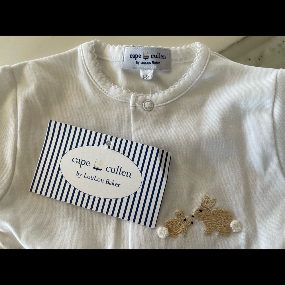 Cape and Cullen baby onesie brand new